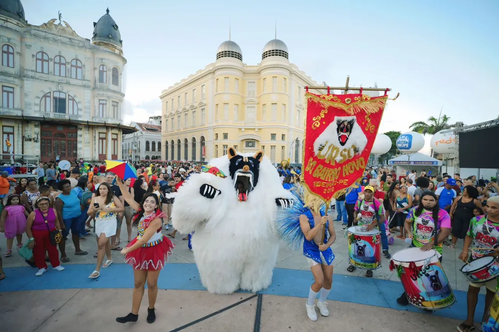 “Perambulando” agitou Recife Antigo trazendo a cultura pernambucana para turistas e visitantes